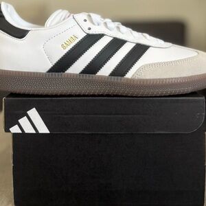 Size 10 - Adidas Samba Indoor Classic Cloud White Core Black Men’s IH6001 New